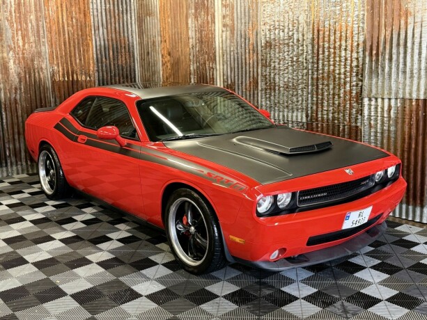 dodge-challenger-bensin-2010-big-1