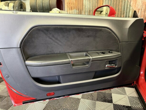 dodge-challenger-bensin-2010-big-22