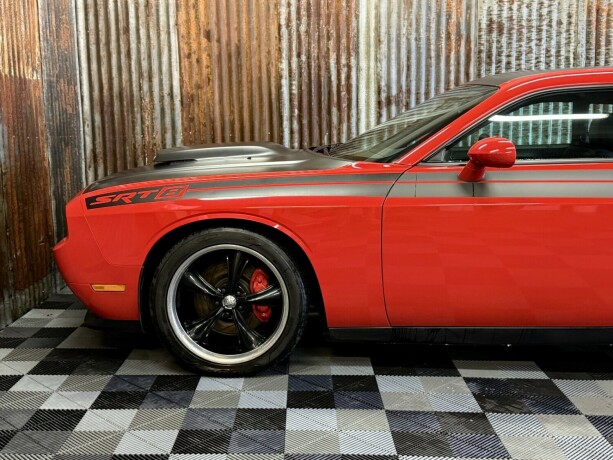 dodge-challenger-bensin-2010-big-15