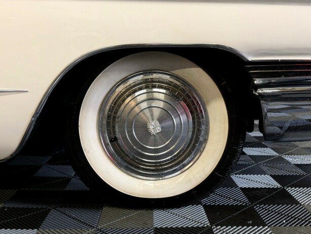 cadillac-deville-bensin-1960-big-7