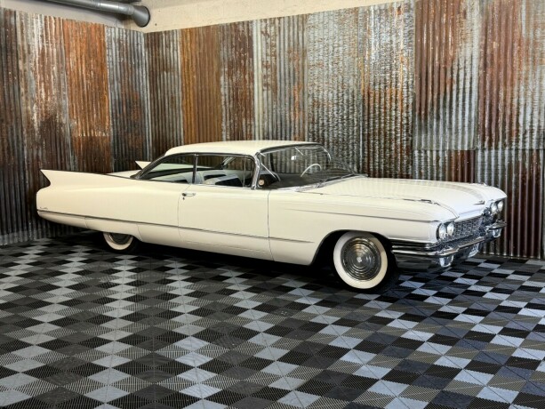 cadillac-deville-bensin-1960-big-2