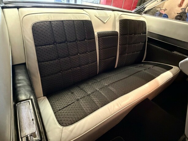 cadillac-deville-bensin-1960-big-37