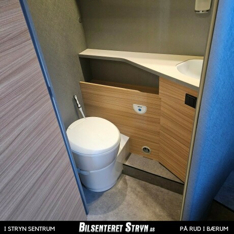 dethleffs-just-t7052-dbmeb-diesel-2023-big-15