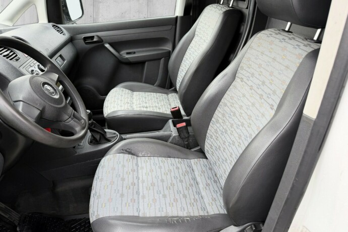 volkswagen-caddy-diesel-2011-big-7