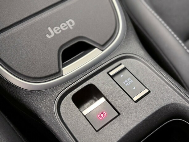 jeep-avenger-elektrisitet-2025-big-21