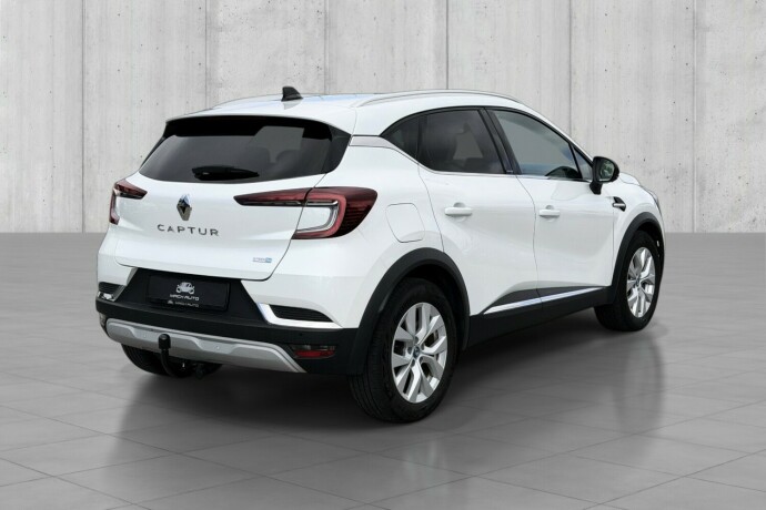 renault-captur-elektrisitetbensin-2021-big-4