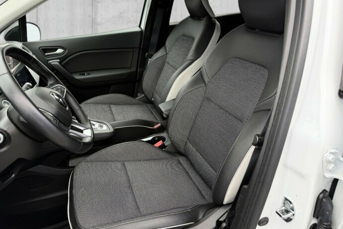 renault-captur-elektrisitetbensin-2021-big-15