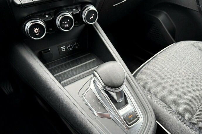 renault-captur-elektrisitetbensin-2021-big-11