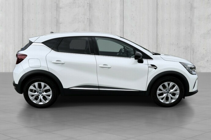 renault-captur-elektrisitetbensin-2021-big-3