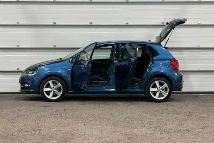 volkswagen-polo-bensin-2015-big-5
