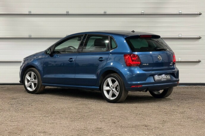 volkswagen-polo-bensin-2015-big-3