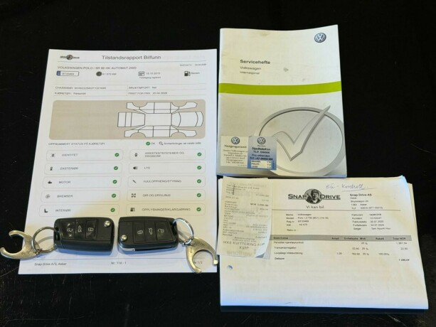 volkswagen-polo-bensin-2015-big-17