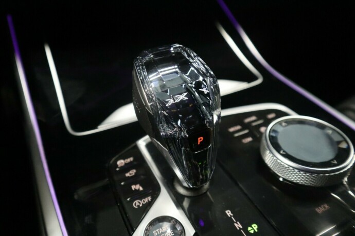 bmw-x7-diesel-2020-big-23