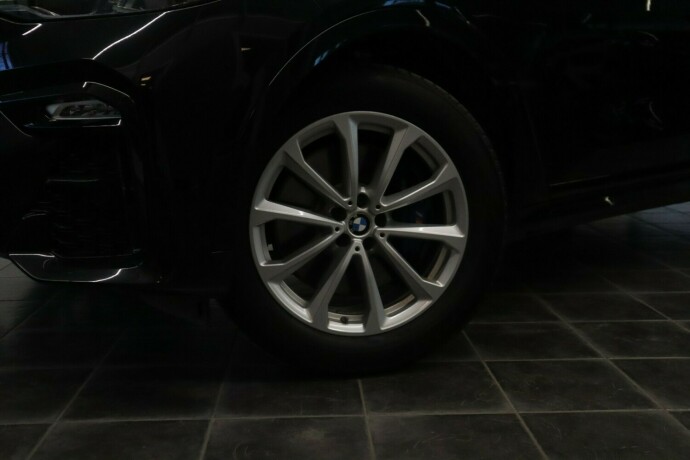 bmw-x7-diesel-2020-big-48