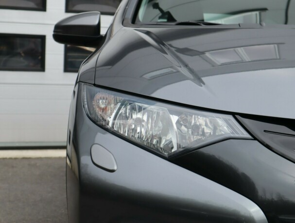 honda-civic-bensin-2013-big-5