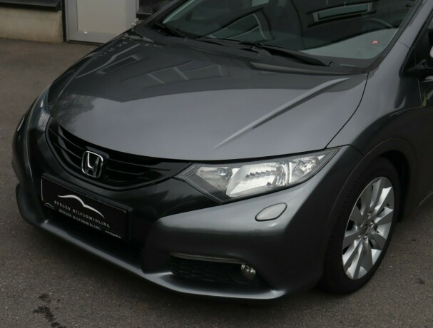 honda-civic-bensin-2013-big-4