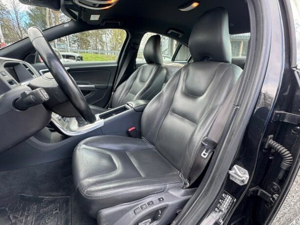 volvo-s60-diesel-2015-big-12