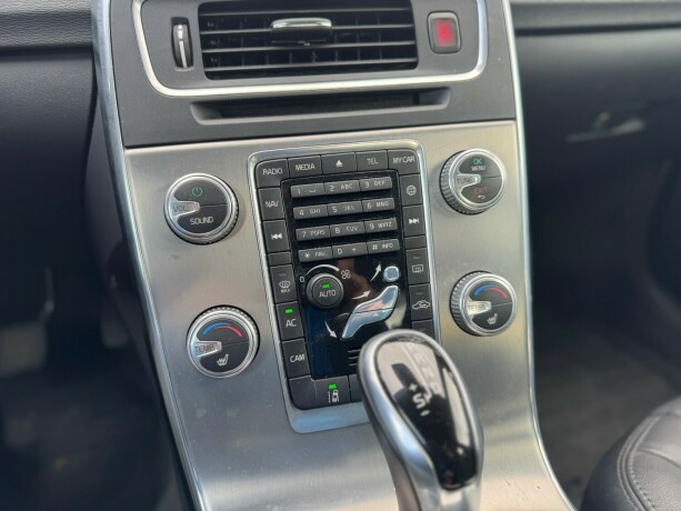 volvo-s60-diesel-2015-big-10