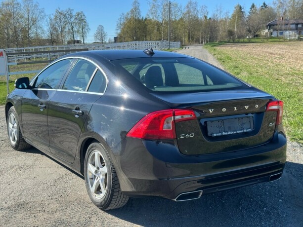 volvo-s60-diesel-2015-big-22