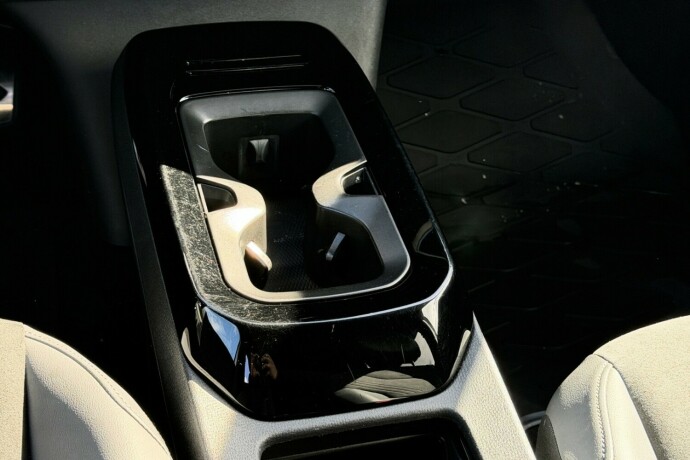 volkswagen-id4-elektrisitet-2022-big-12