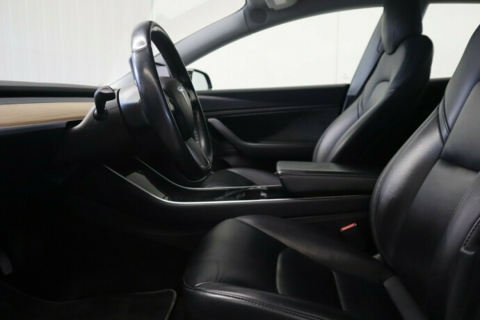 tesla-model-3-elektrisitet-2019-big-7