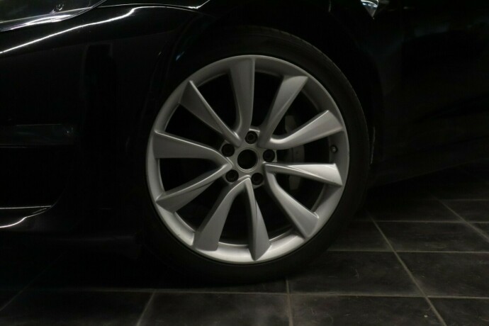 tesla-model-3-elektrisitet-2019-big-36