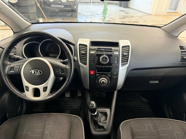 kia-venga-diesel-2010-big-8