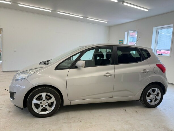 kia-venga-diesel-2010-big-2