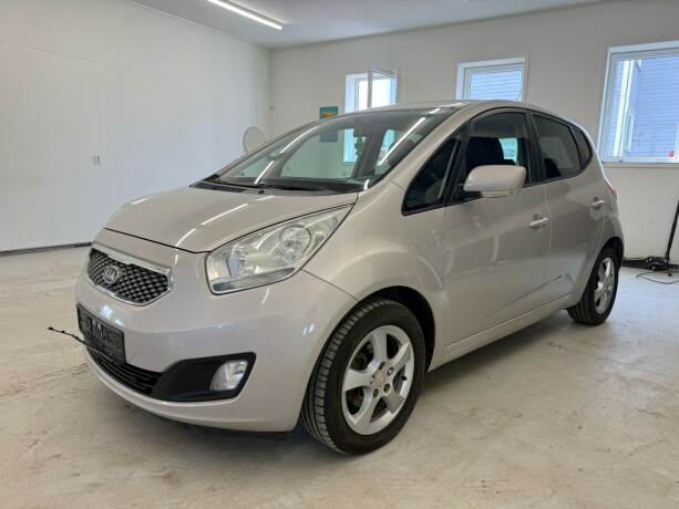 kia-venga-diesel-2010-big-1