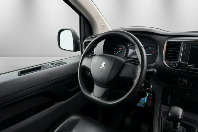 peugeot-expert-diesel-2016-big-16