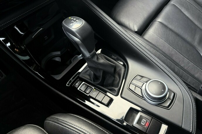 bmw-x2-elektrisitetbensin-2022-big-16