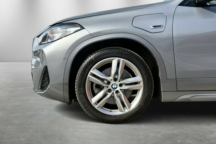 bmw-x2-elektrisitetbensin-2022-big-11