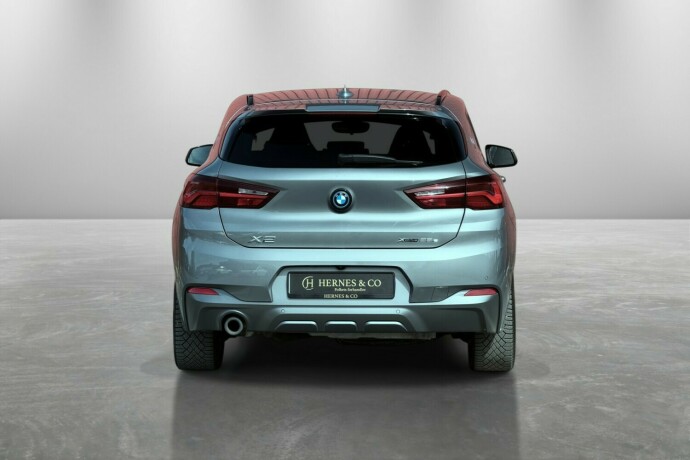 bmw-x2-elektrisitetbensin-2022-big-4