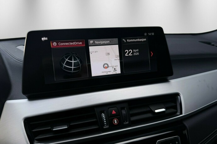 bmw-x2-elektrisitetbensin-2022-big-24