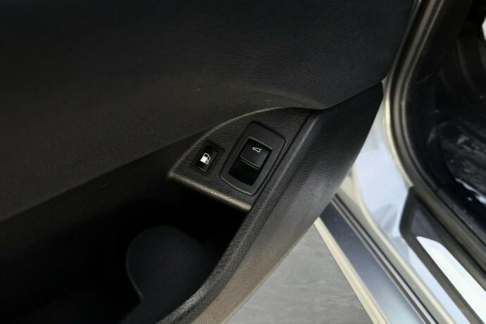 bmw-x2-elektrisitetbensin-2022-big-13