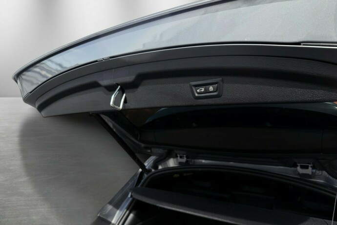 bmw-x2-elektrisitetbensin-2022-big-10