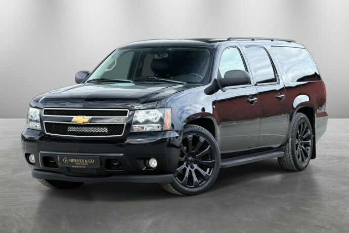 chevrolet-suburban-bensin-2012-big-0