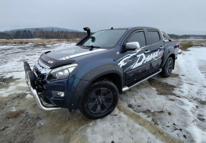 isuzu-d-max-diesel-2013-big-26