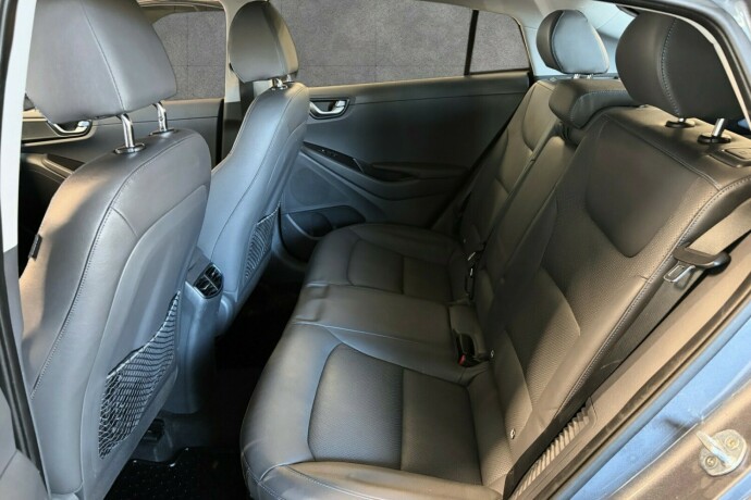 hyundai-ioniq-elektrisitetbensin-2019-big-10