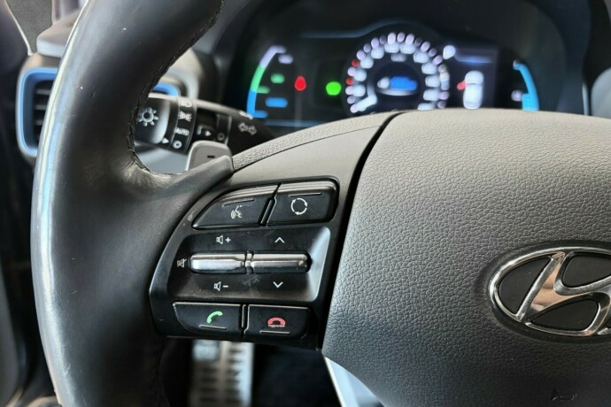 hyundai-ioniq-elektrisitetbensin-2019-big-22