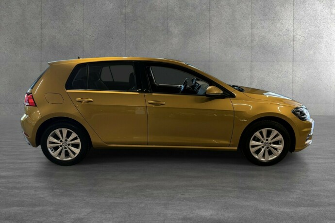 volkswagen-golf-bensin-2019-big-23