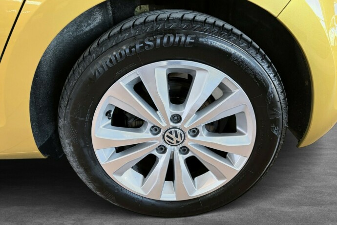 volkswagen-golf-bensin-2019-big-20