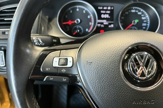 volkswagen-golf-bensin-2019-big-15