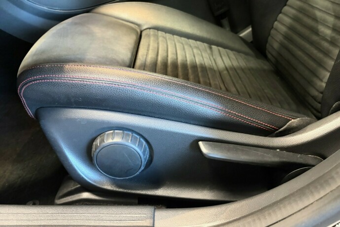 mercedes-benz-cla-bensin-2017-big-27