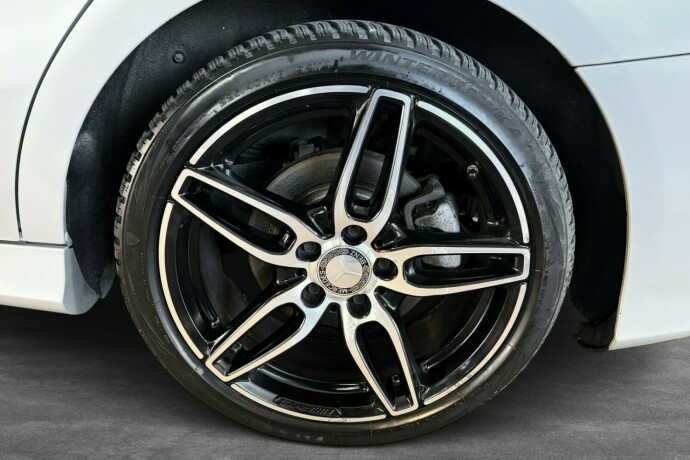 mercedes-benz-cla-bensin-2017-big-30