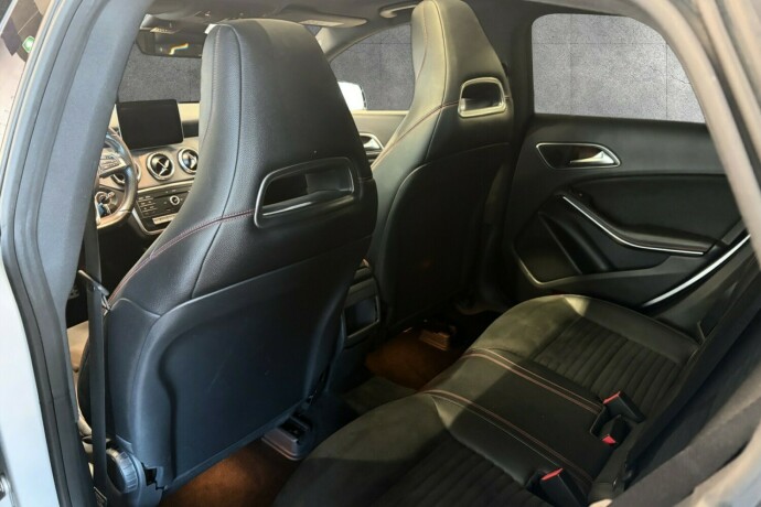 mercedes-benz-cla-bensin-2017-big-14