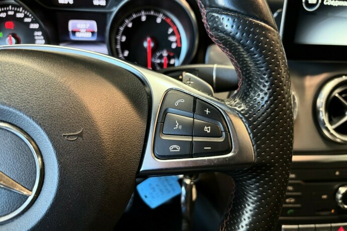 mercedes-benz-cla-bensin-2017-big-23