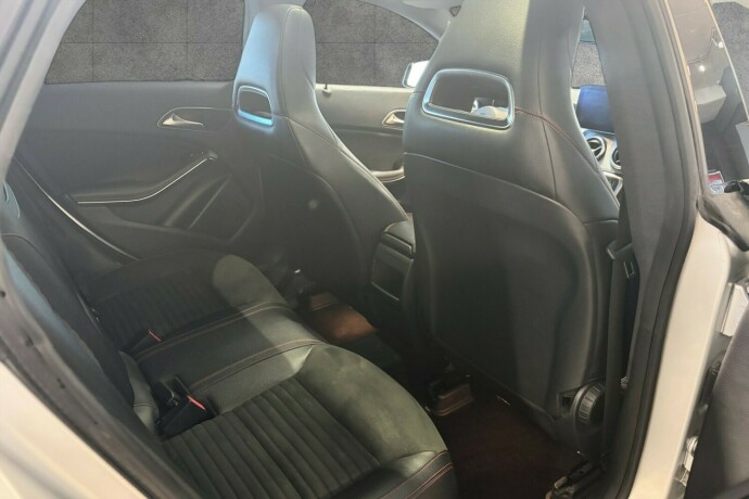 mercedes-benz-cla-bensin-2017-big-16