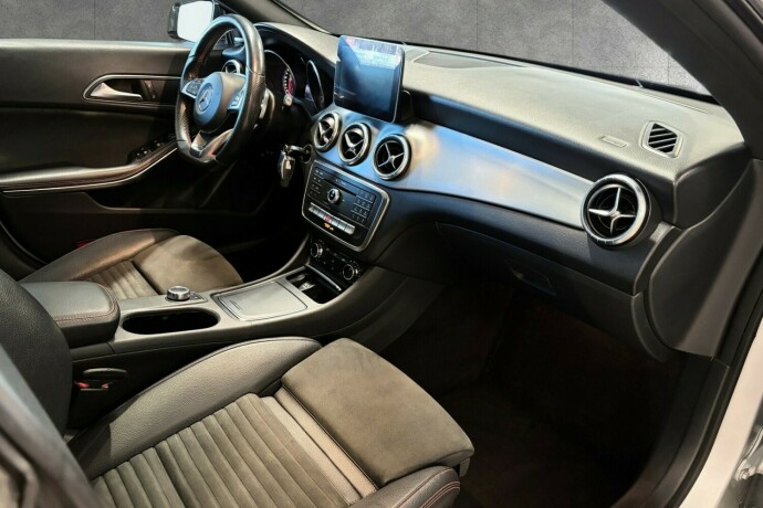 mercedes-benz-cla-bensin-2017-big-19