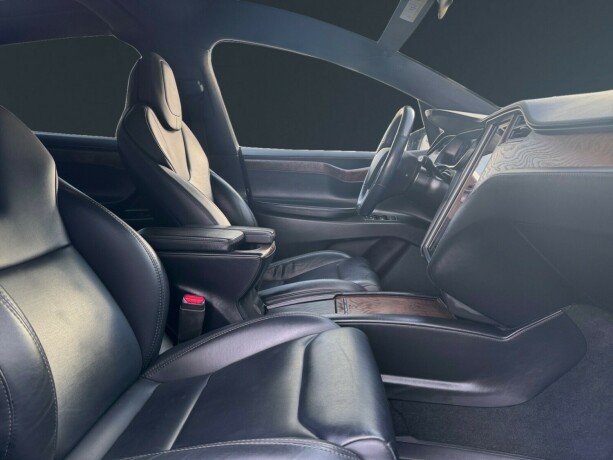 tesla-model-x-elektrisitet-2019-big-11